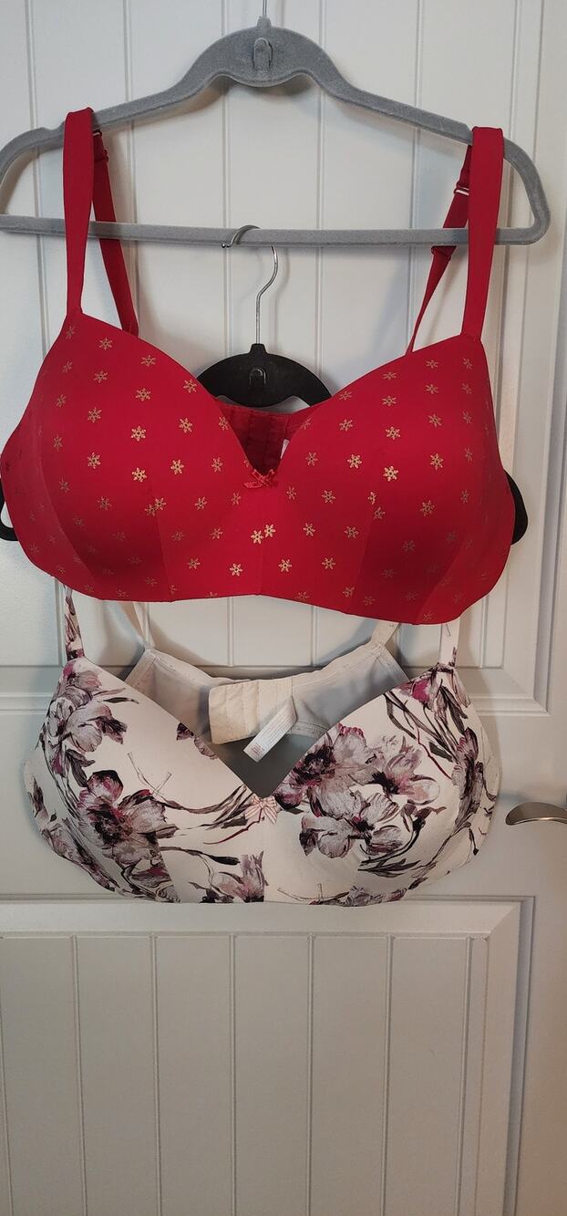 Cacique Lane Bryant Bra Lot 40D 40DD Floral Red Gold Wirefree Lightly Lined